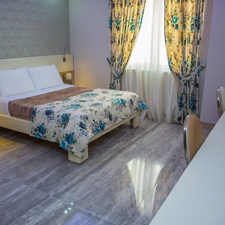 Hotel Vila Koral Durrës Extérieur photo